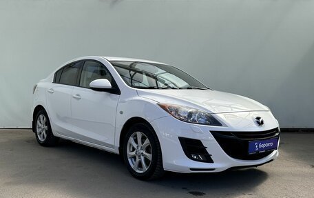 Mazda 3, 2011 год, 1 135 000 рублей, 2 фотография