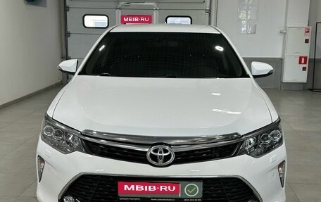 Toyota Camry, 2017 год, 2 449 900 рублей, 2 фотография