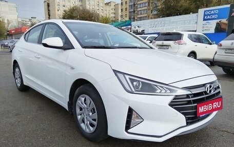 Hyundai Elantra VI рестайлинг, 2020 год, 2 099 000 рублей, 2 фотография