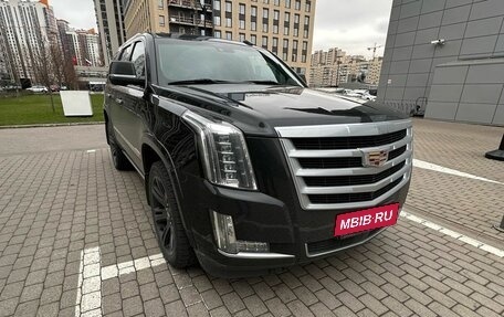 Cadillac Escalade IV, 2016 год, 5 250 000 рублей, 2 фотография