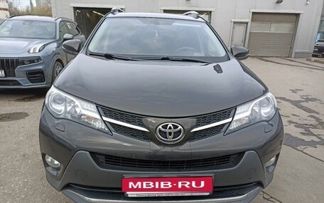 Toyota RAV4, 2014 год, 2 097 000 рублей, 2 фотография