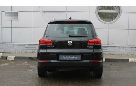 Volkswagen Tiguan I, 2015 год, 1 697 000 рублей, 6 фотография