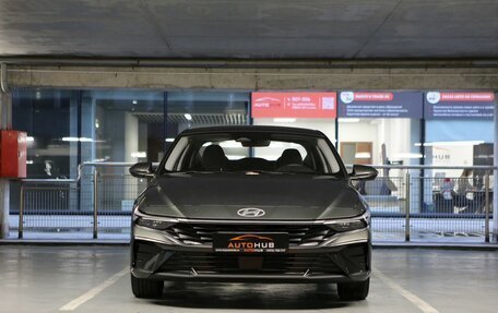 Hyundai Elantra, 2023 год, 2 600 000 рублей, 2 фотография