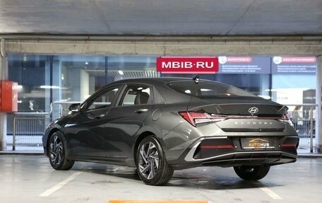 Hyundai Elantra, 2023 год, 2 600 000 рублей, 5 фотография