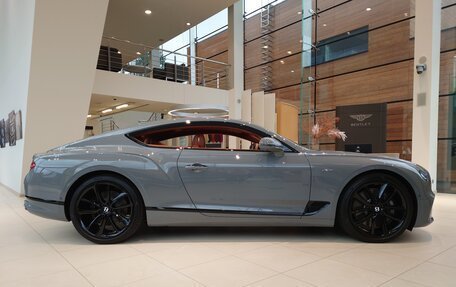 Bentley Continental GT III, 2022 год, 43 000 000 рублей, 2 фотография