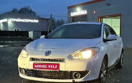 Renault Fluence I, 2012 год, 700 000 рублей, 2 фотография