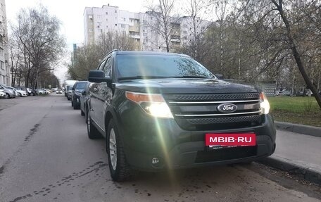 Ford Explorer VI, 2012 год, 1 850 000 рублей, 2 фотография