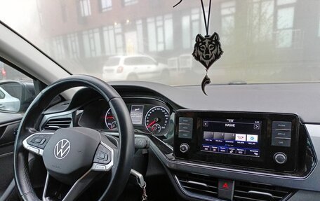 Volkswagen Polo VI (EU Market), 2021 год, 1 750 000 рублей, 2 фотография