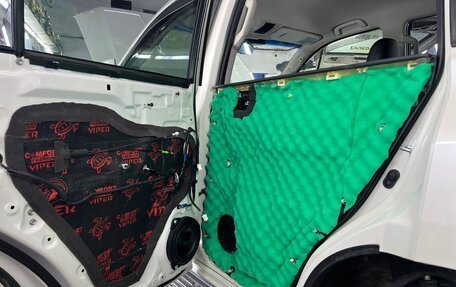 Toyota Land Cruiser Prado 150 рестайлинг 2, 2018 год, 4 190 000 рублей, 6 фотография