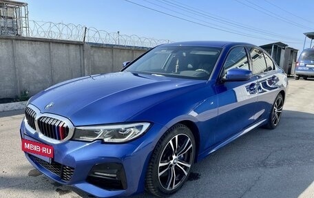 BMW 3 серия, 2018 год, 4 400 000 рублей, 3 фотография