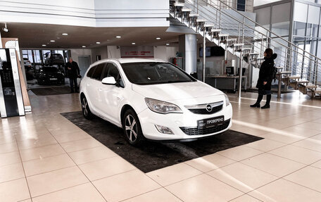 Opel Astra J, 2012 год, 727 000 рублей, 3 фотография
