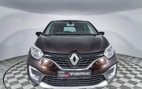 Renault Kaptur I рестайлинг, 2017 год, 1 626 000 рублей, 2 фотография