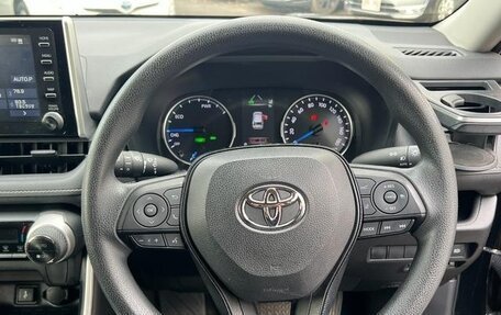 Toyota RAV4, 2020 год, 2 817 000 рублей, 9 фотография