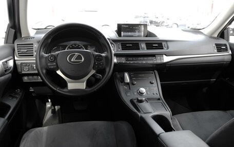 Lexus CT I рестайлинг, 2018 год, 2 949 000 рублей, 5 фотография