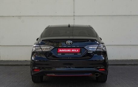 Toyota Camry, 2020 год, 3 180 000 рублей, 4 фотография