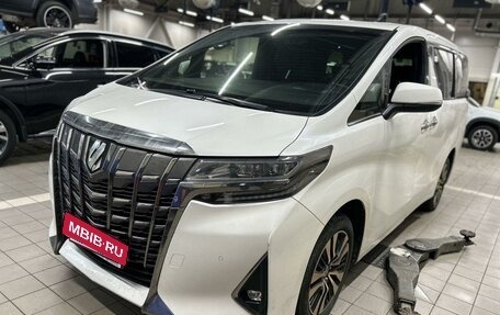 Toyota Alphard III, 2019 год, 6 920 000 рублей, 2 фотография