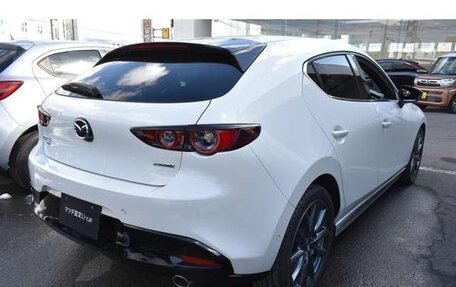 Mazda 3, 2021 год, 1 300 000 рублей, 3 фотография