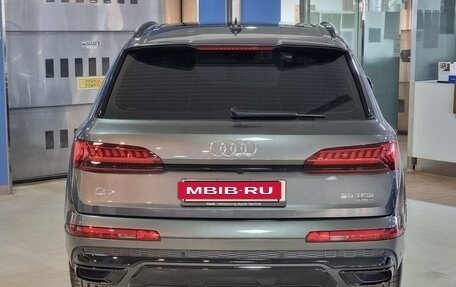 Audi Q7, 2021 год, 4 фотография