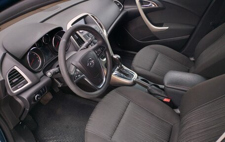 Opel Astra J, 2011 год, 759 000 рублей, 7 фотография