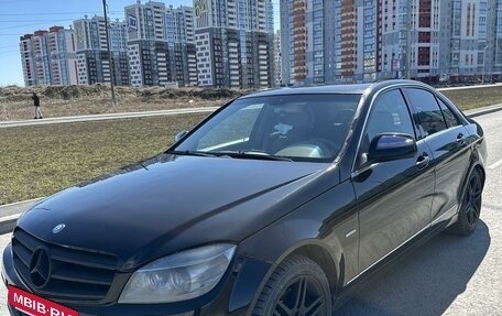 Mercedes-Benz C-Класс, 2007 год, 1 100 000 рублей, 4 фотография