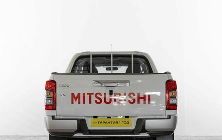 Mitsubishi L200 IV рестайлинг, 2023 год, 3 999 000 рублей, 5 фотография