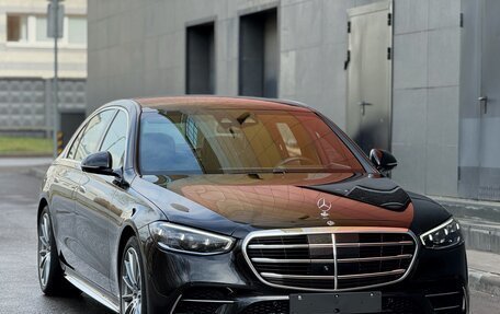 Mercedes-Benz S-Класс, 2023 год, 16 300 000 рублей, 2 фотография