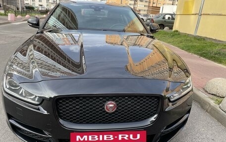 Jaguar XE I рестайлинг, 2017 год, 2 100 000 рублей, 2 фотография