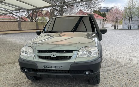 Chevrolet Niva I рестайлинг, 2013 год, 690 000 рублей, 2 фотография