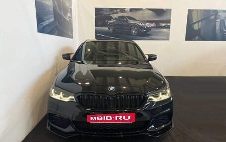 BMW 5 серия, 2019 год, 6 250 000 рублей, 3 фотография