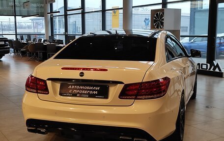 Mercedes-Benz E-Класс, 2015 год, 1 990 000 рублей, 7 фотография