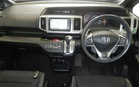 Honda Stepwgn IV, 2012 год, 1 720 000 рублей, 5 фотография