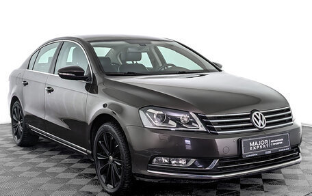 Volkswagen Passat B7, 2013 год, 1 295 000 рублей, 3 фотография