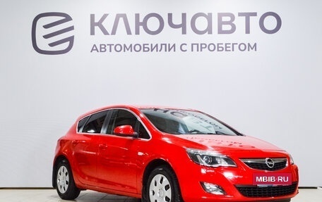 Opel Astra J, 2011 год, 780 000 рублей, 3 фотография