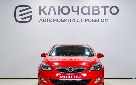 Opel Astra J, 2011 год, 780 000 рублей, 2 фотография