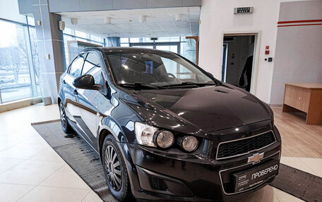 Chevrolet Aveo III, 2013 год, 869 000 рублей, 3 фотография