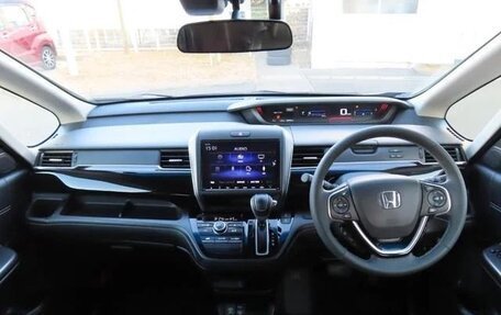 Honda Freed II, 2020 год, 1 600 000 рублей, 7 фотография