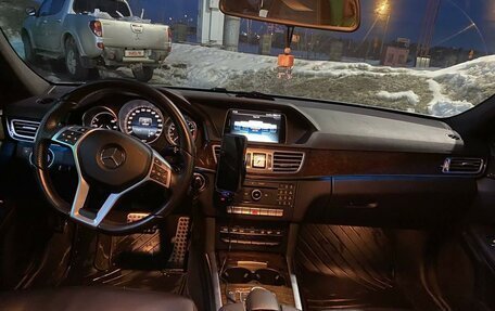 Mercedes-Benz E-Класс, 2015 год, 2 650 000 рублей, 8 фотография