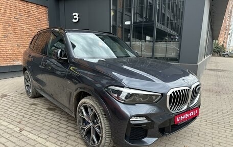 BMW X5, 2019 год, 5 955 000 рублей, 2 фотография