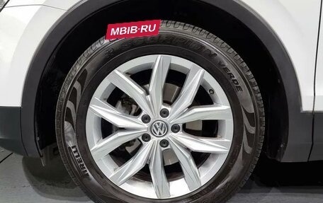Volkswagen Tiguan II, 2020 год, 2 208 000 рублей, 5 фотография