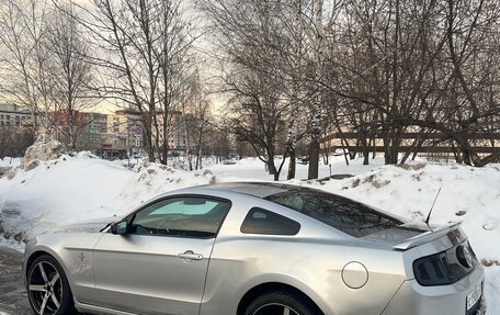 Ford Mustang VI рестайлинг, 2013 год, 1 690 000 рублей, 3 фотография