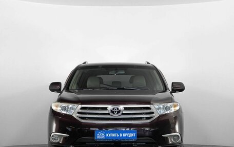 Toyota Highlander III, 2012 год, 2 269 000 рублей, 2 фотография
