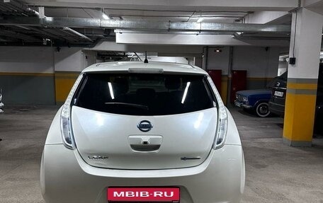 Nissan Leaf I, 2015 год, 890 000 рублей, 3 фотография