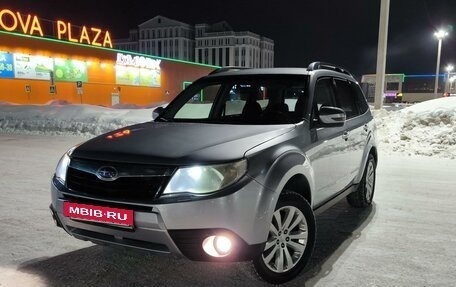 Subaru Forester, 2011 год, 1 390 000 рублей, 2 фотография