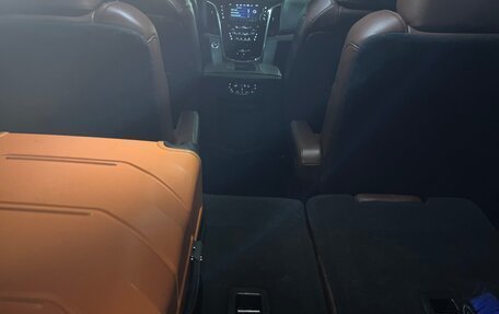Cadillac Escalade IV, 2019 год, 5 500 000 рублей, 3 фотография