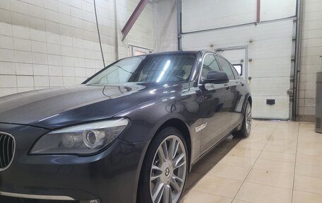 BMW 7 серия, 2011 год, 1 920 000 рублей, 3 фотография