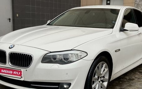 BMW 5 серия, 2010 год, 1 600 000 рублей, 2 фотография