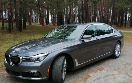 BMW 7 серия, 2017 год, 3 780 000 рублей, 3 фотография