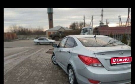 Hyundai Accent IV, 2011 год, 730 000 рублей, 2 фотография