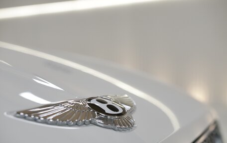 Bentley Bentayga I, 2022 год, 34 750 000 рублей, 2 фотография