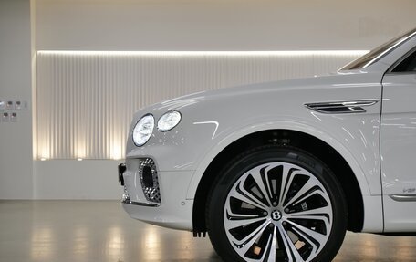 Bentley Bentayga I, 2022 год, 34 750 000 рублей, 4 фотография